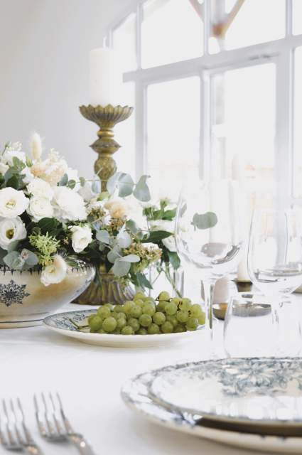 Table avec couverts, Domaine des Jardins, Organisation de récéptions en Île de France &amp; Seine et Marne (77)